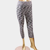 CRUMPLE DETAIL STRIPE CAPRI LEGGINGS