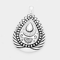 Embossed Antique Teardrop Magnetic Pendant