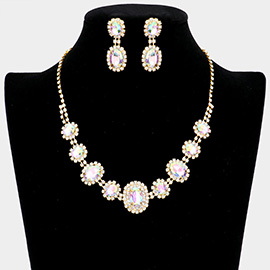 Oval Stone Accented Rhinestone Trimmed Necklace