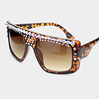 Crystal Embellished Detail Sunglasses