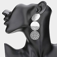 Cut Out Detailed Triple Metal Round Link Dangle Earrings