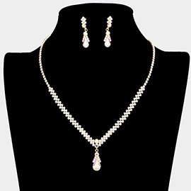 Teardrop Pointed Rhinestone Necklace