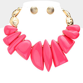 Abstract Shape Resin Stone Accented Statement Necklace