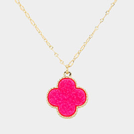 Druzy Quatrefoil Pendant Necklace