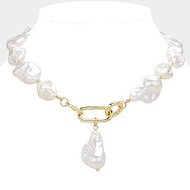 Chunky Pearl Necklace