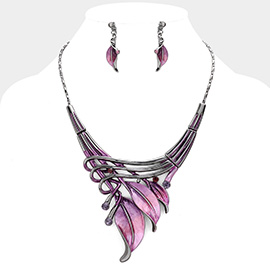 Colored Metal Rhythmical Feather Necklace