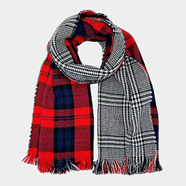 Reversible Plaid Check Patterned Frayed Edge Scarf