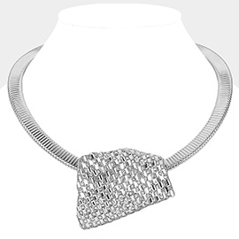 Stone Paved Abstract Plate Ribbed Chain Necklace